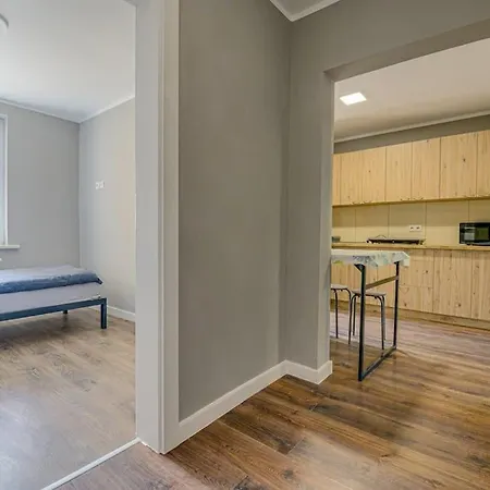 1b Neu Renoviert 3 Zi Whg 5 Betten 43,29qm Апартаменты *